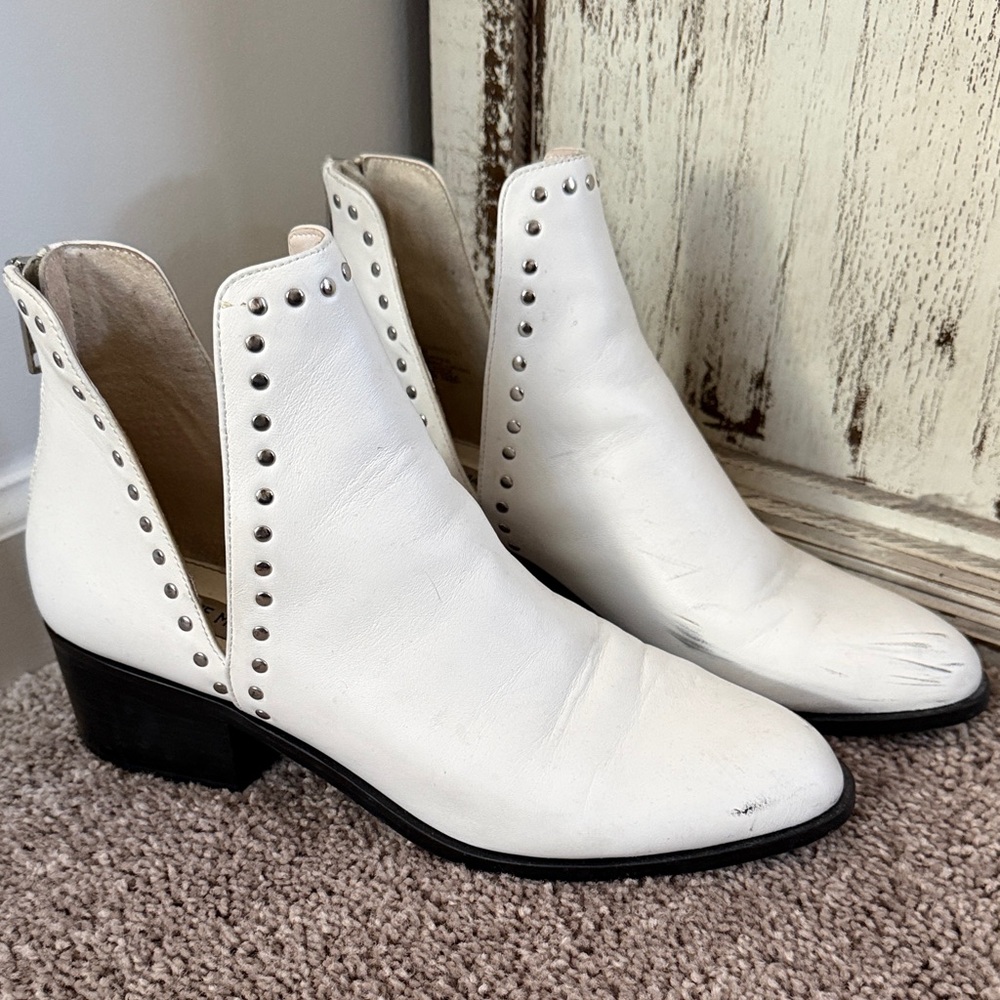 Steve Madden White Ankle Boots with Silver Studs